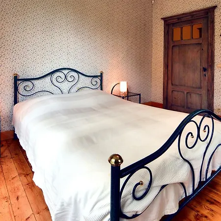 Vakantiehuis Furnished Bungalow In Monceau En Ardenne With Garden Barbecue Oizy