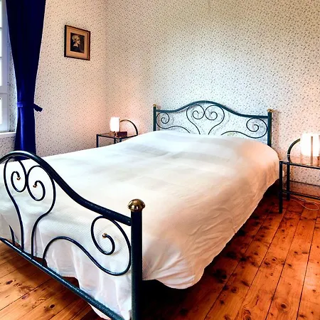 Vakantiehuis Furnished Bungalow In Monceau En Ardenne With Garden Barbecue